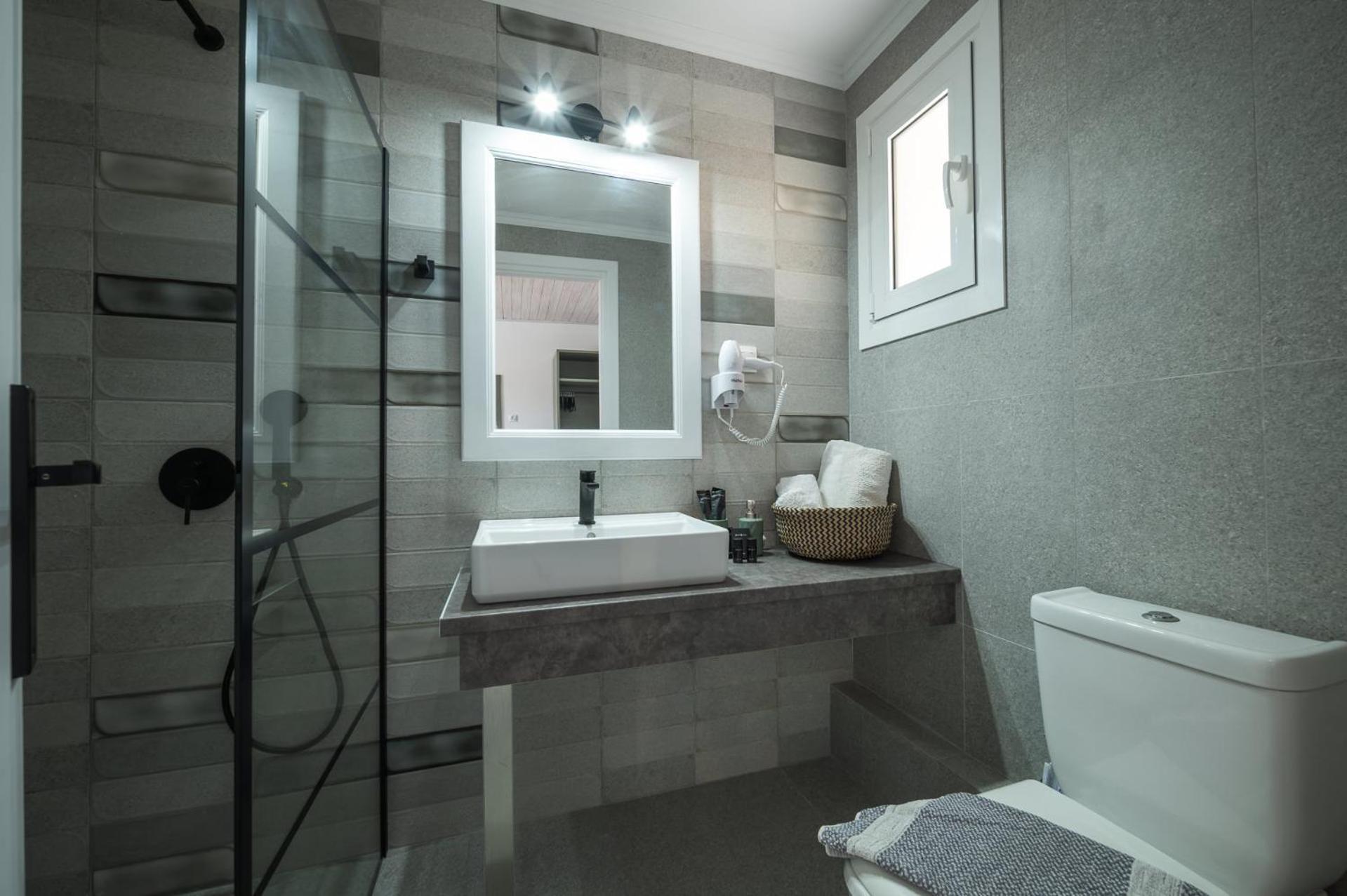 Leonidas Resort Ермиони Екстериор снимка