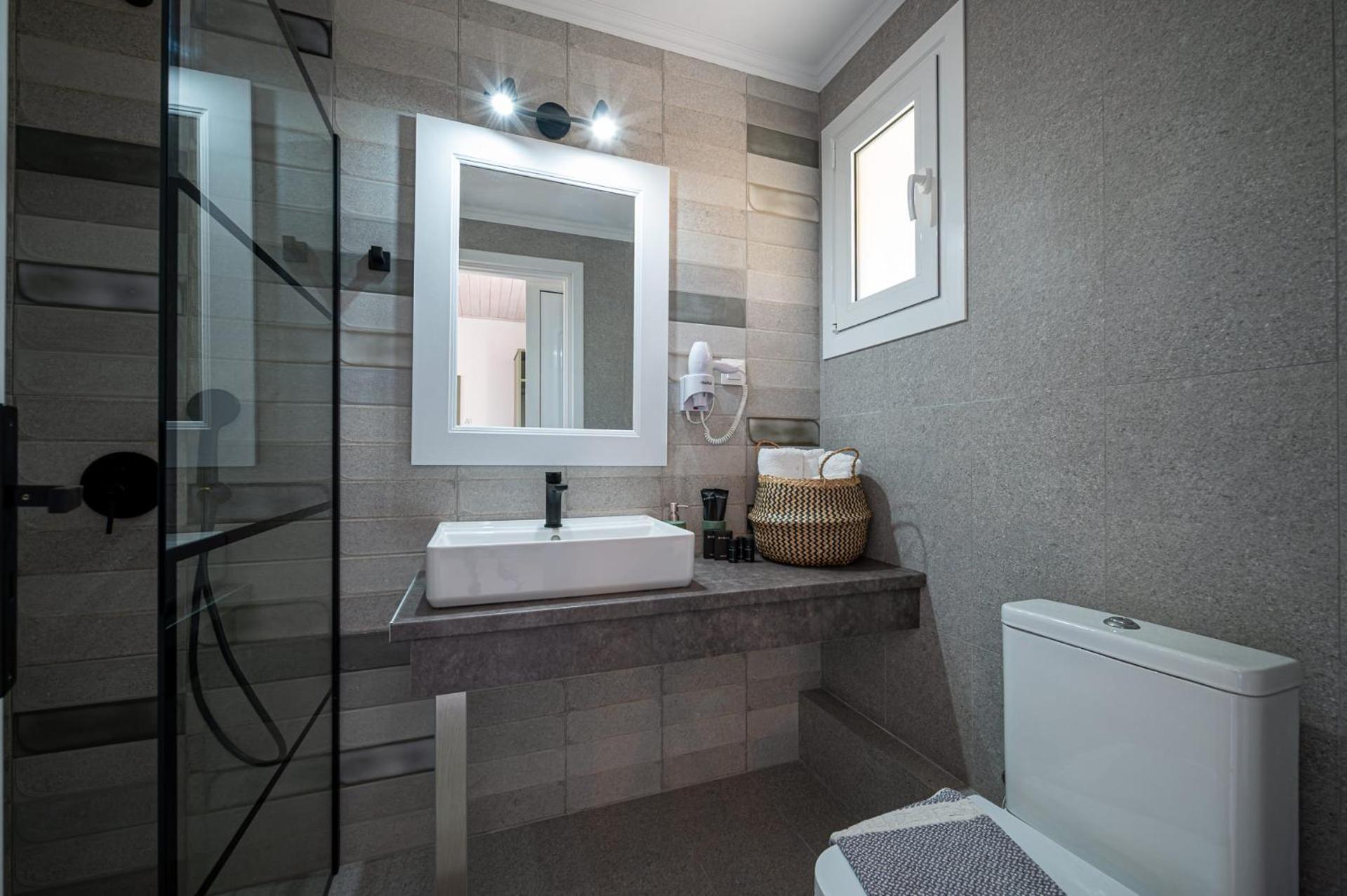 Leonidas Resort Ермиони Екстериор снимка